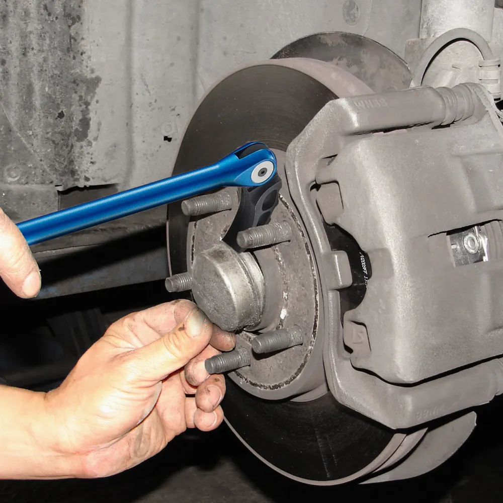 Poplock Double Gear Indexing Pry Bar used in automotive repairs